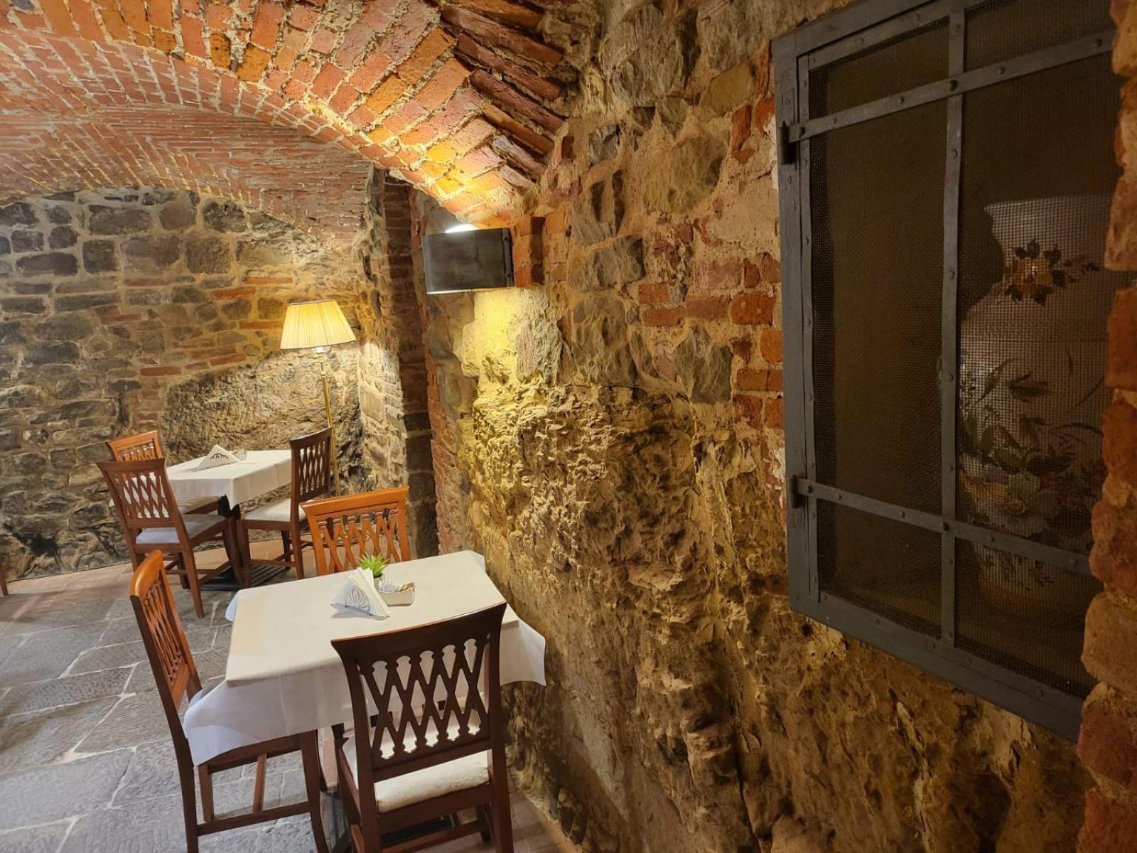 Hotel Logge Dei Mercanti Monte San Savino Exterior photo