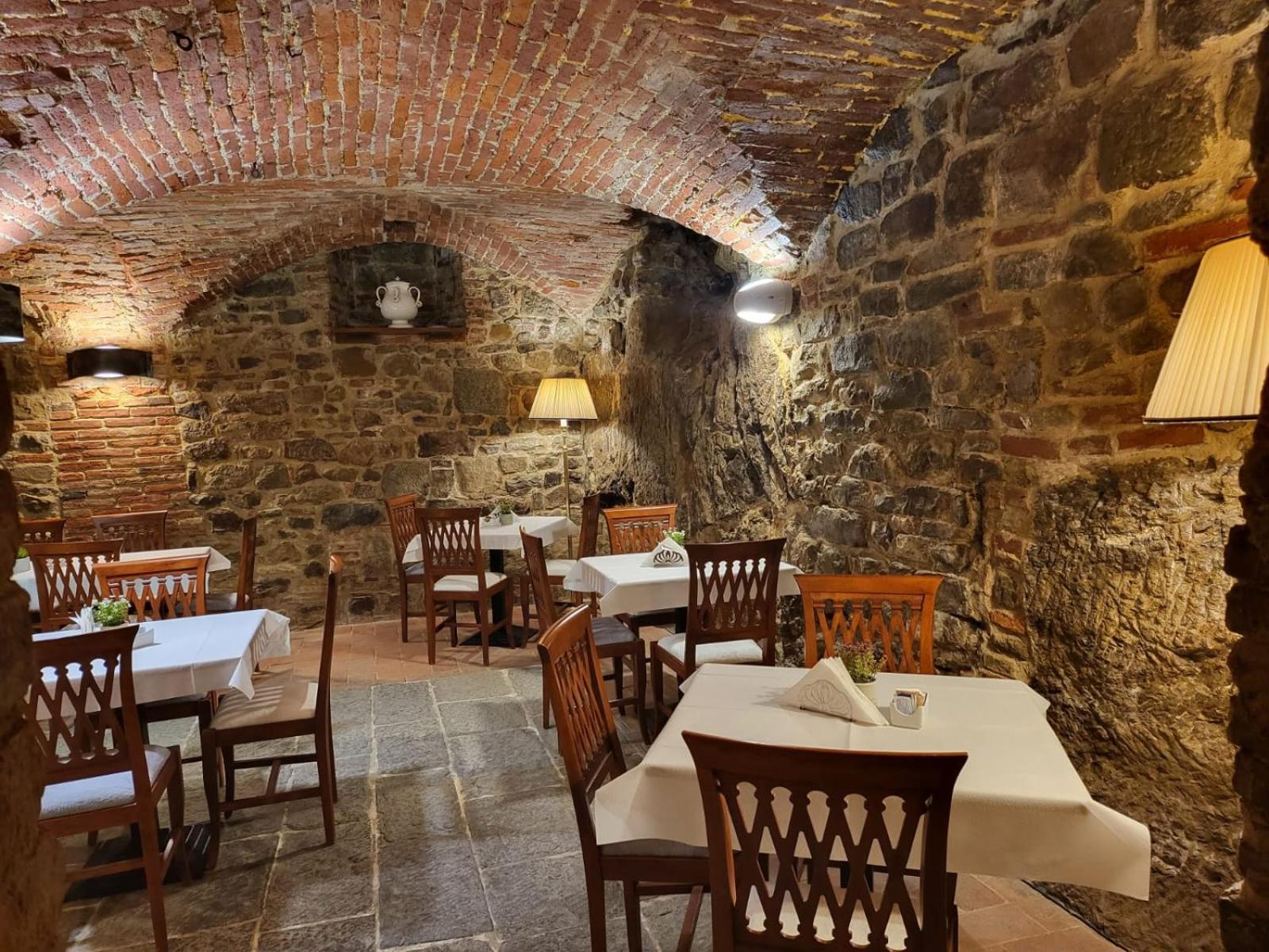 Hotel Logge Dei Mercanti Monte San Savino Exterior photo
