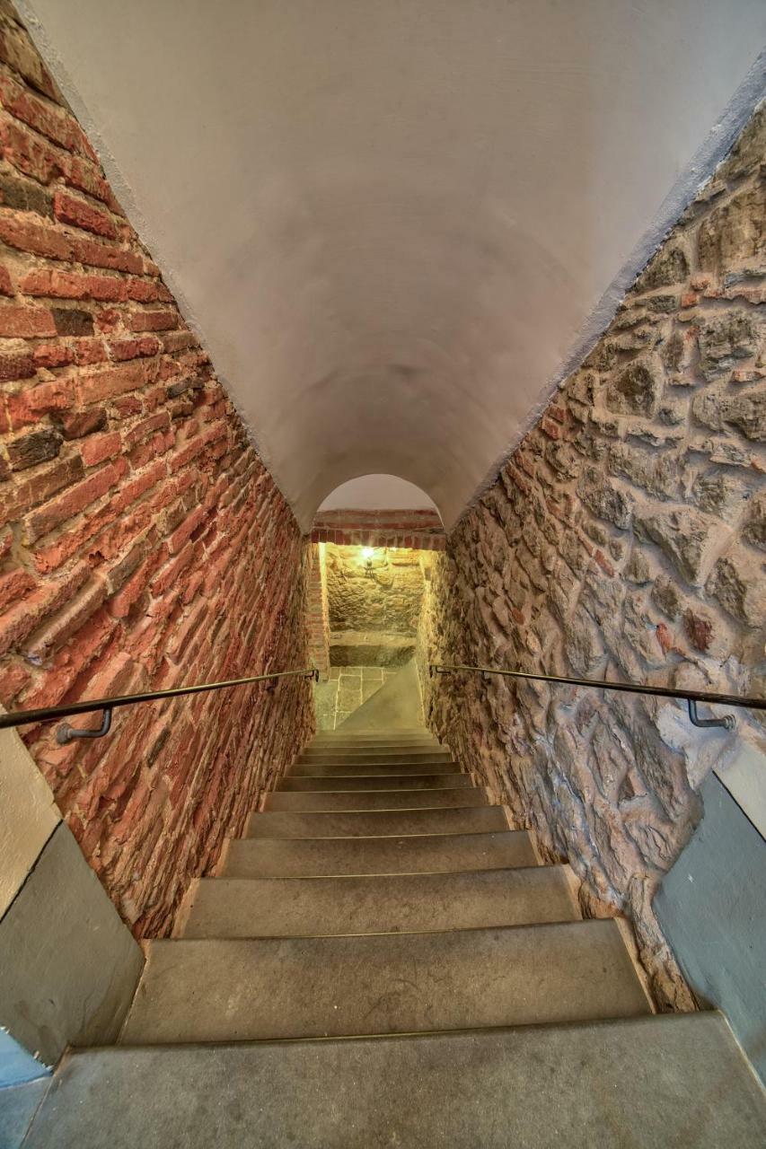 Hotel Logge Dei Mercanti Monte San Savino Exterior photo